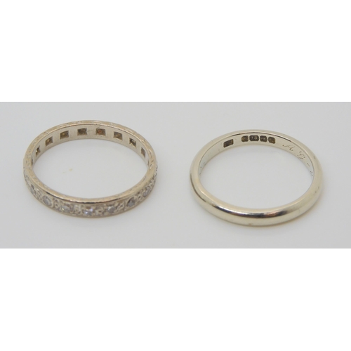 683 - An 18ct white gold diamond full eternity ring, set with estimated approx 0.25cts of eight cut diamon... 