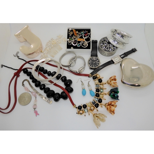 747 - A Zara floral acrylic necklace together with two trinket boxes and more costume jewellery