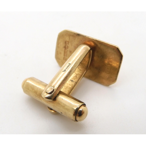 505 - A pair of 9ct gold cufflinks, and four 9ct gold rings (two wedding rings sizes J and M1/2, Gem ... 