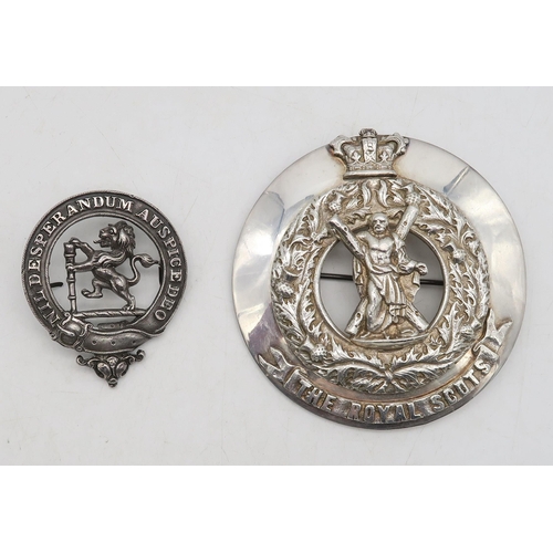 314 - A good quality white metal-mounted horsehair sporran, early-C20th, together with a large Royal Scots... 