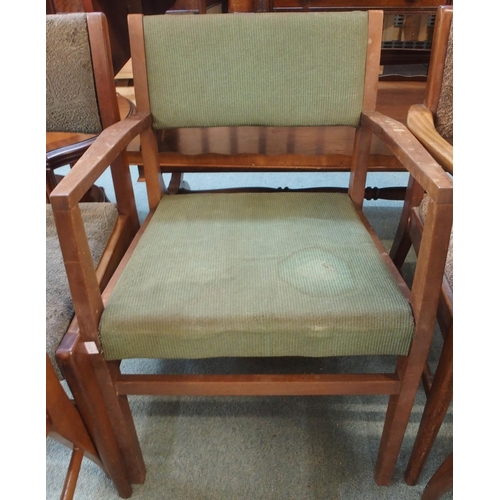 82 - A lot of five assorted mid 20th century Morris of Glasgow dining chairs (5)