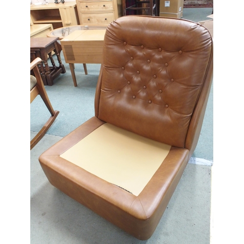 96 - A 20th century brown buttoned upholstered lounge chair, 82cm high x 70cm wide x 80cm deep