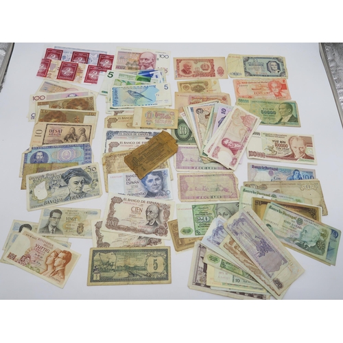 303C - BANK NOTES Portugal, Cyprus, Italy, Romania, Spain, Czechoslovakia, France, Belgium etc