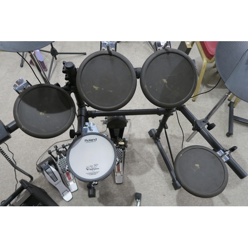 332 - ROLAND V DRUMS SIX PIECE ELECTRONIC DRUM KIT with a TD-3 sound percussion module, KD-8 kicker pad wi... 