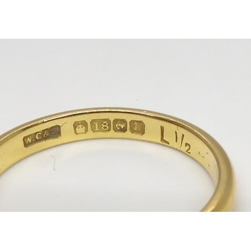 527 - Two vintage 18ct gold wedding rings, both Birmingham hallmarked, 1930, size N, 1934 size N1/2, weigh... 