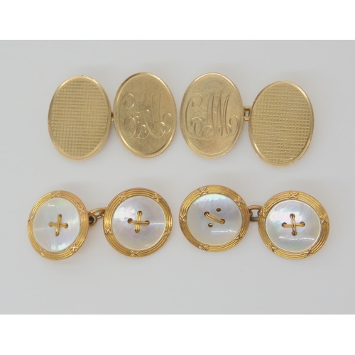 2726 - TWO PAIRS OF 9CT GOLD CUFFLINKSA pair of Deakin & Francis engine and hand engraved cufflinks, on... 