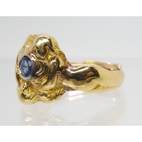 2776 - A FRENCH ART NOUVEAU MERMAID RINGthe two mermaids with flowing hair embrace a sapphire. Stamped with... 
