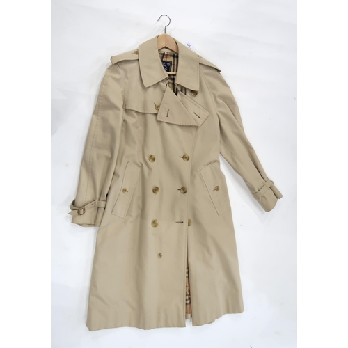 255 - A Burberry raincoat