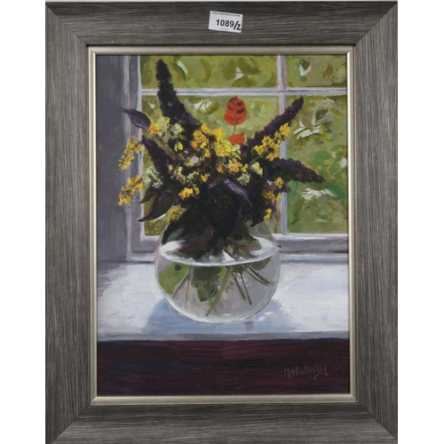 1089 - LIZZIE MACKINLAY (SCOTTISH b.1965)BUDDLEIA BOWLAcrylic on board, signed lower right, 40 x 30cmTogeth... 