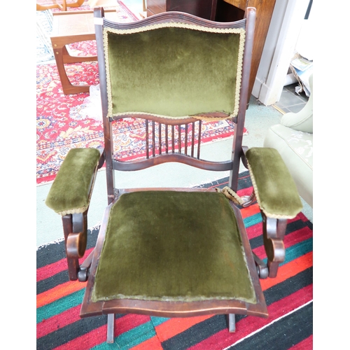 205 - A lot of two Victorian mahogany framed folding lounge armchairs (2)