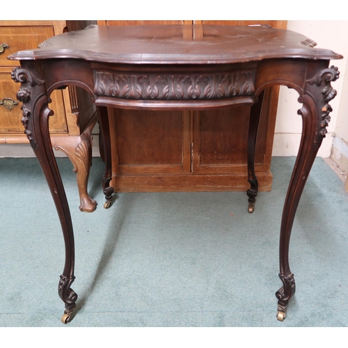 78 - A Victorian mahogany shaped top window table on shaped cabriole supports terminating in casters, 72c... 