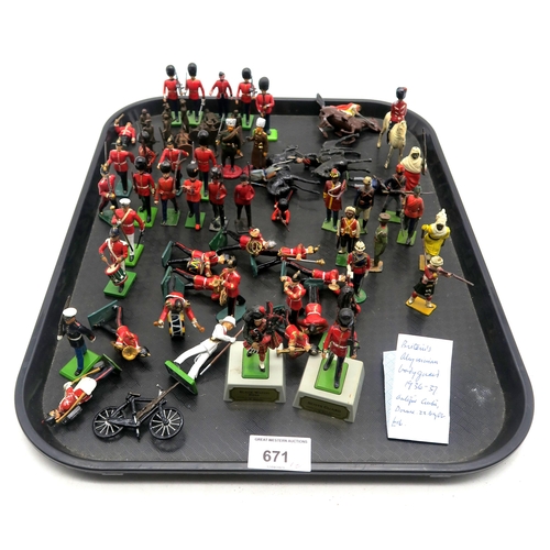 466 - A collection of lead toy soldiers, mostly by Britain's and of varying ages, to include various early... 