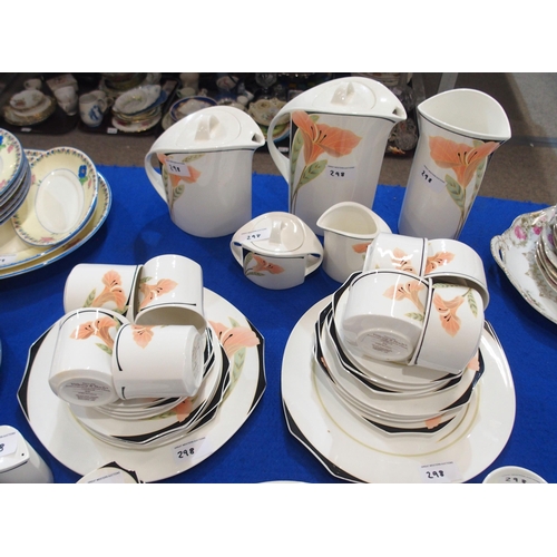 298 - A Villeroy and Boch Iris pattern tea and coffee service together with assorted Denby tablewares