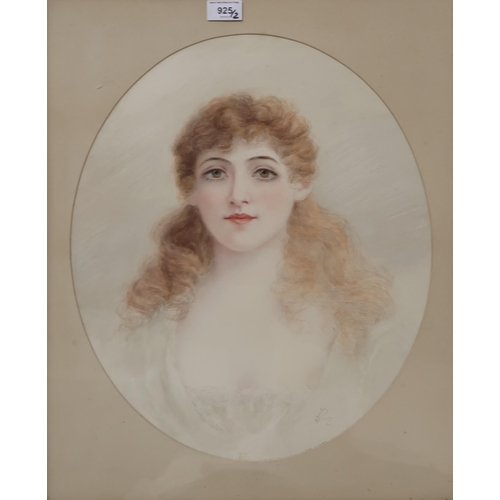 925 - *PLEASE NOTE VIOLET NEISH IS NOW LOT 925A* BRITISH SCHOOLPORTRAIT OF YOUNG LADYPastel on paper, sign... 