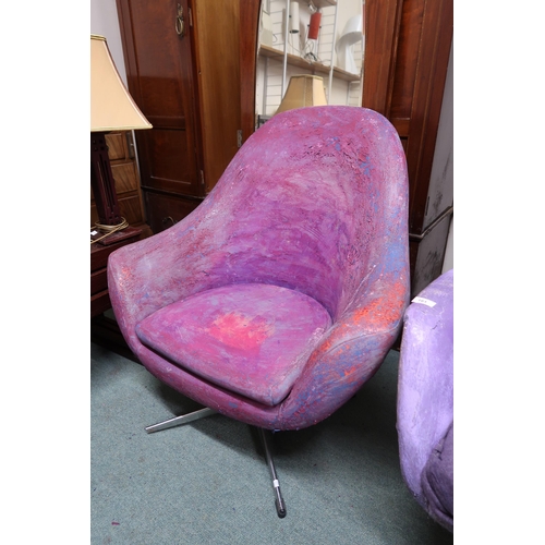 161 - A lot of two assorted mid 20th century swivel armchairs (both overpainted purple) (2)