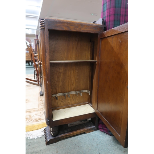 47 - A 20th century mahogany two door sideboard with single doors to sides, 100cm high x 121cm wide x 49c... 