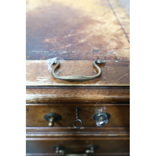 70 - A 20th century mahogany twin pedestal writing desk with leather skiver over single central drawer fl... 