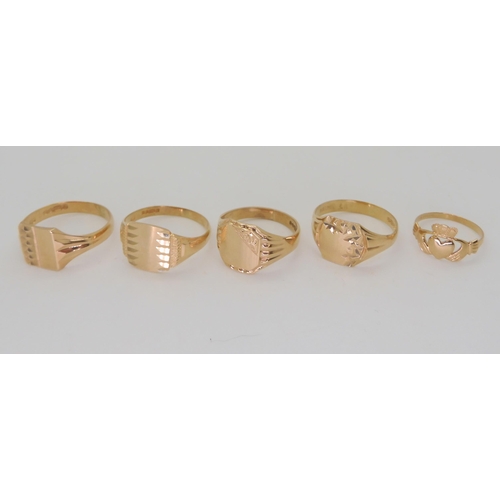 505 - Four 9ct gold retro gents signet ring sizes V1/2, X1/2 and Y,all hallmarked Birmingham 1979 together... 