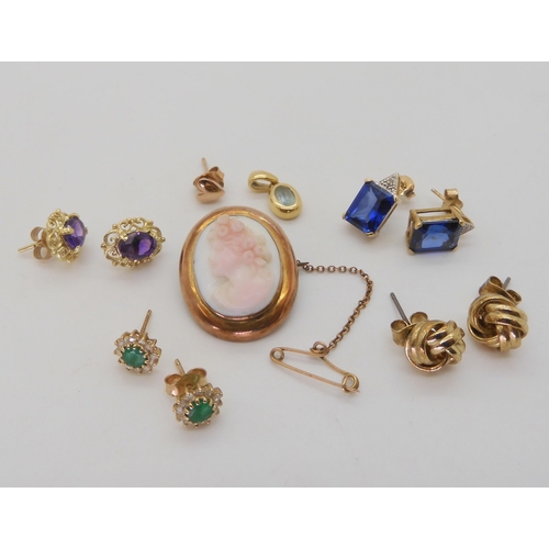 539 - A pink and white conch shell cameo in a 9ct gold mount, together with five pairs of earrings, to inc... 