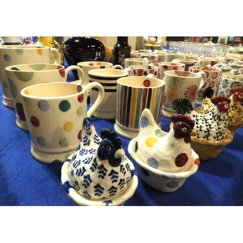 A collection of Emma Bridgewater ceramics including graduated set of