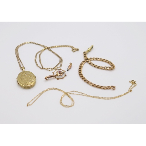 607 - A collection of 9ct items, a yellow metal locket with a 9ct gold chain, length 50cm, a 9ct curb chai... 