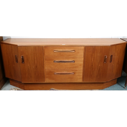 83 - A mid 20th century teak G Plan 