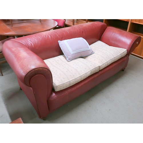 92 - A 20th century leather upholstered club style drop end settee with upholstered cushions, 73cm high x... 