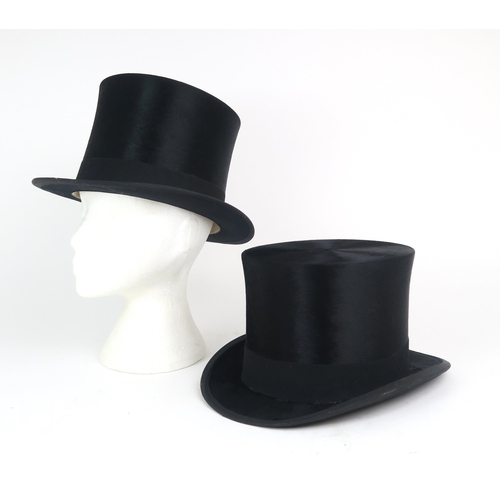 2566 - A SILK TOP HAT BY WOODROW, LIVERPOOLOf medium size, measuring approx. 19.8cm front-to-back x 16cm si... 