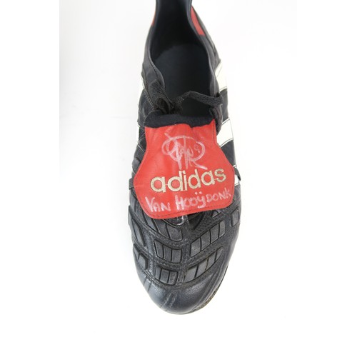 561 - Celtic F.C.A pair of match-worn Adidas Predator football boots signed by Pierre Van Hooijdonk, with ... 