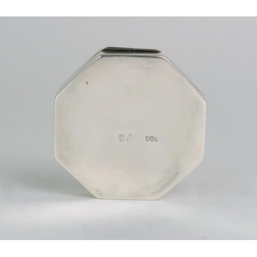 2490 - A GEORGE V SILVER TRINKET BOXby E J Trevitt & Sons, Chester 1927, of hexagonal form, with engine... 