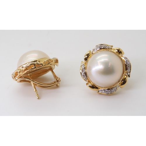 2758 - 18CT GOLD MABE PEARL EARRINGSfurther set with diamond details to the leaf pattern mounts, mabe pearl... 