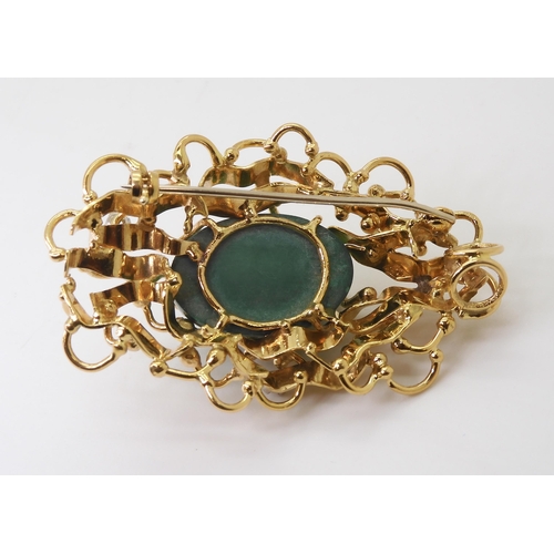 2761 - A RETRO MALACHITE AND DIAMOND BROOCHmade throughout in white and yellow metal, dimensions 5.2cm x 3.... 