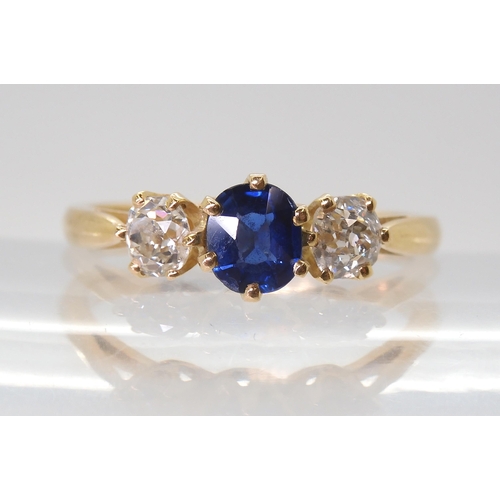 2772 - AN OLD CUT DIAMOND & SAPPHIRE RINGthe bright yellow metal mount has continental stamps to the ou... 