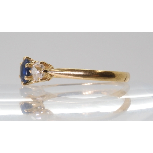 2772 - AN OLD CUT DIAMOND & SAPPHIRE RINGthe bright yellow metal mount has continental stamps to the ou... 