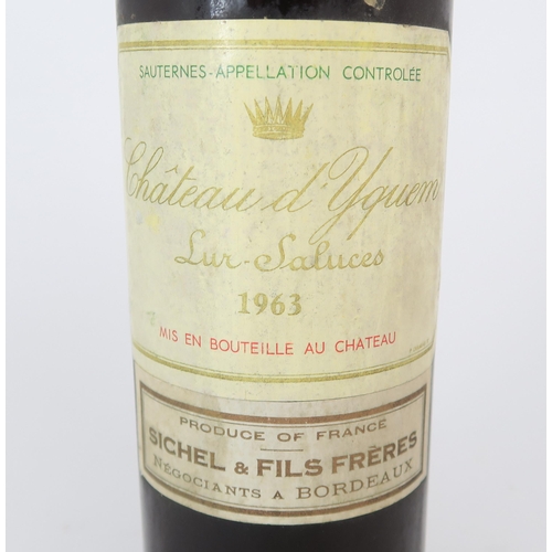 2668 - CHATEAU D 'YQUEM LUR SALUCES SAUTERNES 1963