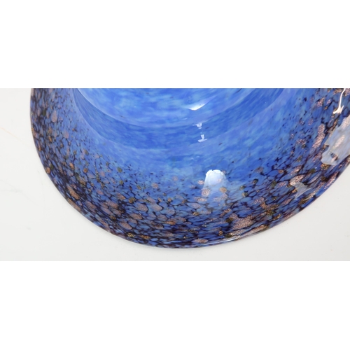 273 - A near pair of Monart glass dishes in mottled blue, with purple rims and aventurine inclusions, one ... 