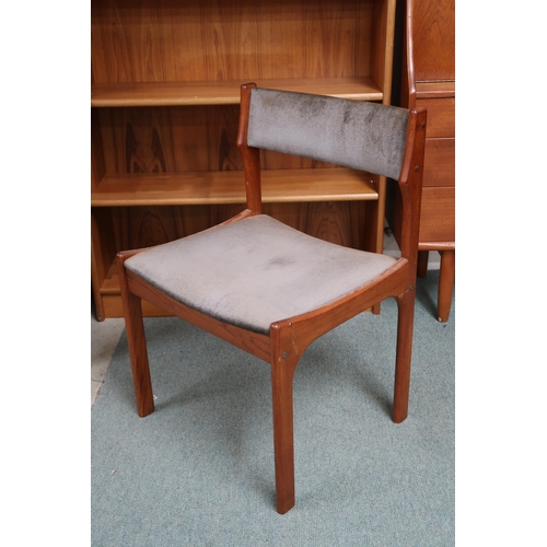 97 - A mid 20th century Danish teak Gangso Mobler extending dining table with tile inset top and leaves, ... 