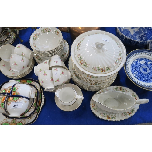 281 - A collection of tea and dinner wares including Roslyn China, Royal Stafford etc