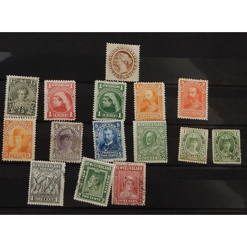 423 - WORLD WIDE STAMPS to include Great Britain Stamp Album 1d black, 1d red, 2 1/2d blue etc and facsimi... 