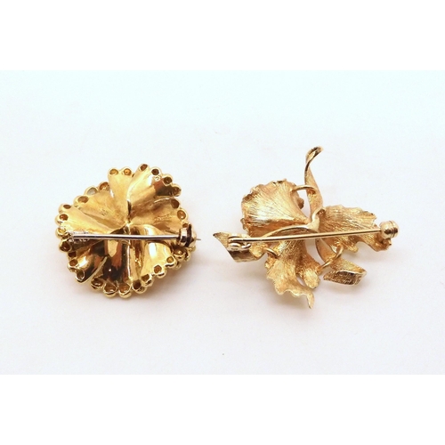 686 - An 18ct gold pearl set brooch weight 8.3gms, together with a 9ct gold Orchid brooch weight 7gms