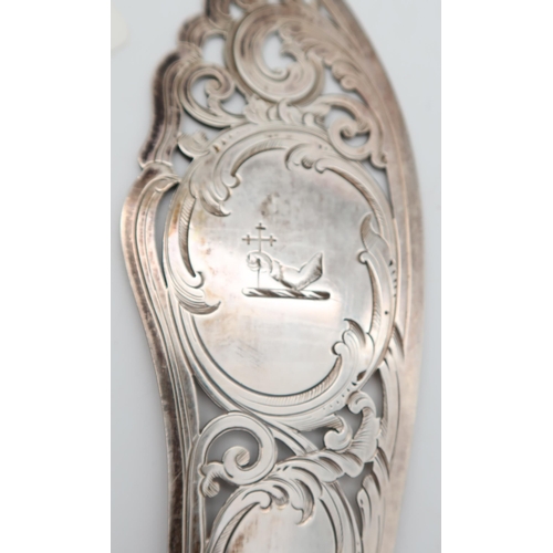 376 - A collection of silver including Victorian silver fish servers, by Martin Hall & Co, Sheffield, ... 