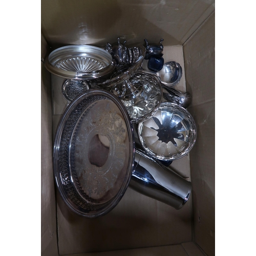 394 - A collection of EPNS including several serving trays, chargers, salvers etc