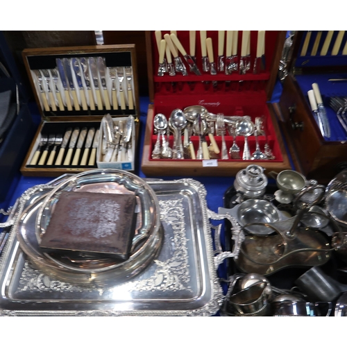 400 - An extensive collection of EPNS including canteens, cutlery sets, trays, tea pots, sugar bowls etc