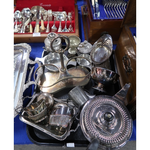 400 - An extensive collection of EPNS including canteens, cutlery sets, trays, tea pots, sugar bowls etc