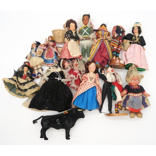 481 - A mixed lot comprising two sheets of sewn-together Kensitas cigarette silks (flags of the world), a ... 