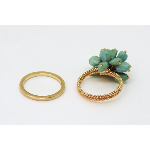 783 - An 18ct gold and turquoise ring, size M, together with a 9ct gold wedding band, size K1/2, weight to... 