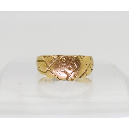 792 - An 18ct gold ring, size O1/2, weight 4.6gms