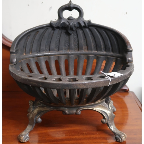 101 - An early 20th century cast iron fire basket, 41cm high x 39cm wide x 34cm deep