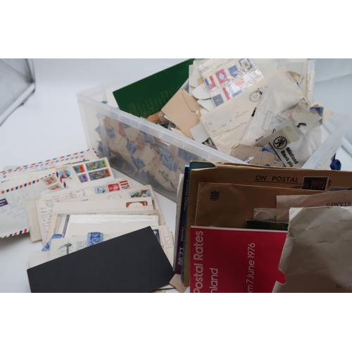 426 - A stamp collection in four albums and various loose leaf folders and note books, with Abbey Stamp Al... 