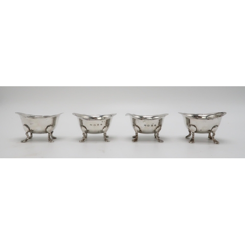 2463 - A LATE VICTORIAN CASED EIGHT PIECE SILVER CRUET SETby Samuel Walton Smith, Birmingham 1899, comprisi... 